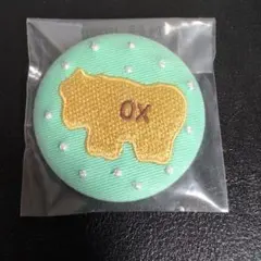 一番くじ　ギンビス たべっ子どうぶつ 刺繍缶バッジ OXのサムネイル