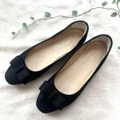 elegance卑弥呼　黒のリボン付バレエシューズ　22.5cmフラットシューズ