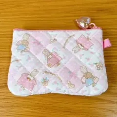サンリオ　シークレットミニフラットポーチ　みんなのキルトシリーズ　マロンクリーム