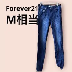 FOREVER 21 ♥️スキニーデニムパンツ レディースのサムネイル
