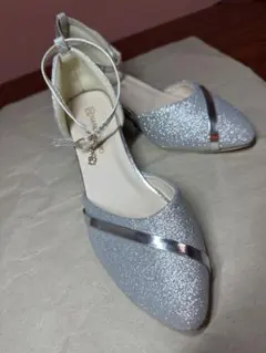 【NANBEI ZUO】シルバー グリッター アンクルストラップ パンプス