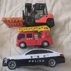 Item thumbnail for item 7246e74c-8190-447d-8a65-fe85f4ddce16