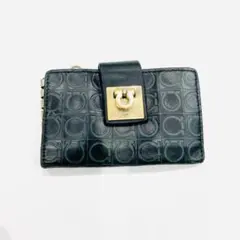 Y412-17　Salvatore　Ferragamo　キーケース　ブラック