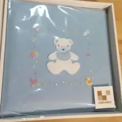 赤ちゃんの思い出アルバム 水色 クマ刺繍のサムネイル