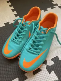 Nike Mercurial ビクトリー　IC