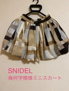 SNIDEL ミニスカート幾何学模様