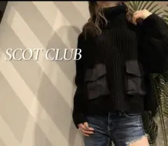スコットクラブ　タートルネック セーター ポケット付き