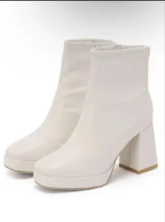 スクエアトゥチャンキーヒールブーツ[gd1528]新品未使用