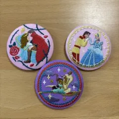 ディズニー刺繍缶バッジ　シンデレラ　ジャスミン　オーロラ姫