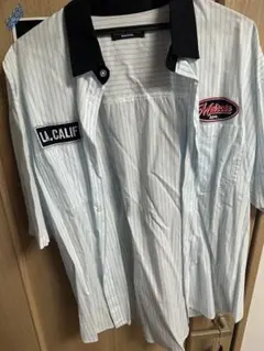 RODEO CROWNS 水色ストライプ半袖シャツ