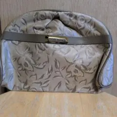 Item thumbnail for item 320bc614-d0e5-4dd7-8c46-eae93af2be5d