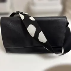 ear PAPILLONNER《本革》柄ワイドテープショルダーバッグ