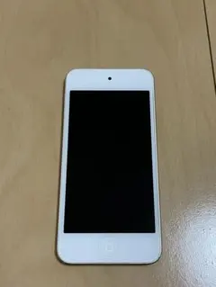 第5世代 iPodtouchシルバー　32GB