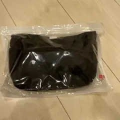 UNIQLO ユニクロ　マルチポケットミニバッグ　ブラック