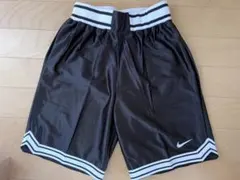 Nike バスケットボールパンツ L 黒/白　タグ付き　美品