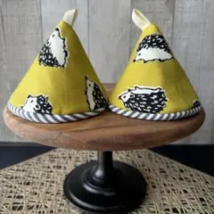 ● Handmade 三角 鍋つかみ ハリネズミ ストウブ ル・クルーゼなどに●