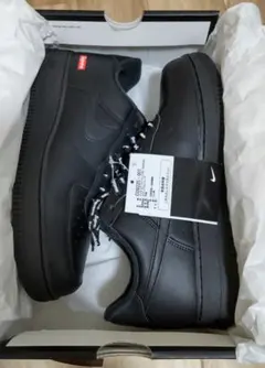 最終価格　Nike Air Force 1 Supreme ブラック