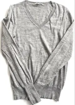 UNIQLO 薄手グレー Vネックセーター ウール100% sサイズ