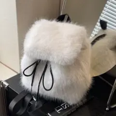 ファーリュック　ボア　もこもこ　バックパック　リュック　ふわふわ　アイボリー