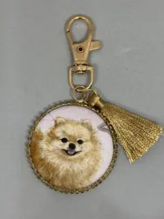 ハンドメイド タッセル付きチャーム ポメラニアン 犬グッズ ゴールド