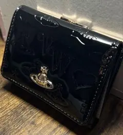 人気 未使用 Vivienne Westwood エナメル 定番 型押し 銀 - メルカリ