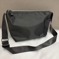 Item thumbnail for item e6c5b148-56b7-46f0-85a1-bb3a9ac4aa3f