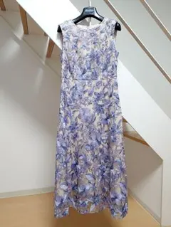 36 グレースコンチネンタル ベージュ ラベンダー 刺繍 ワンピース ドレス