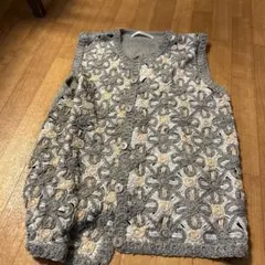 希少花柄編み込みニットベスト グレーとベージュ