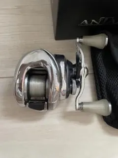 SHIMANO 19ANTARES ベイトリール 本体のサムネイル