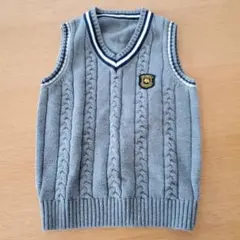 グレー ケーブル編み ニットベスト