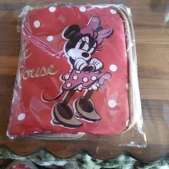 新品ミニーマウストラベル ポーチ(雑誌の付録)