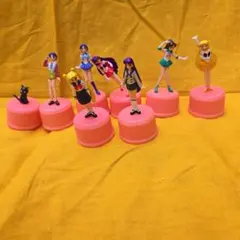 ✴︎セーラームーン　ボトルキャップコレクション　10個セット Amazon.co.jp: ジュンプランニング 美少女戦士セーラームーン
