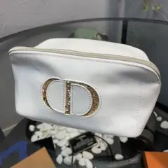 ま*ゆ様 Dior ホワイト ロゴポーチ 星型チャーム付き