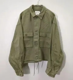 niko and...✨️ニコアンド　サテンドロストミリタリージャケット　カーキ