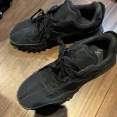 New Balance UXC72 オールブラック トリプルブラック