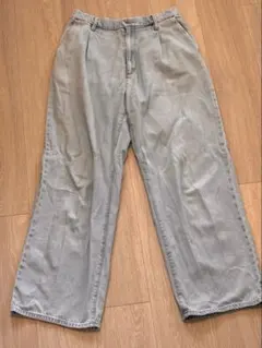 ユニクロ　ドレープデニムタックパンツM