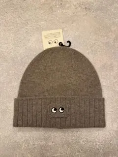 新品　ユニクロ　ANYA HINDMARCH ベージュ　ビーニー