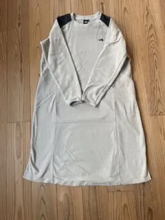 ノースフェイス　フリース　ワンピース　マタニティ授乳期対応