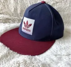 adidas ネイビー バーガンディ キャップ