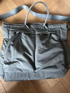 【UNIQLO:C】2WAYユーティリティバッグ オリーブ