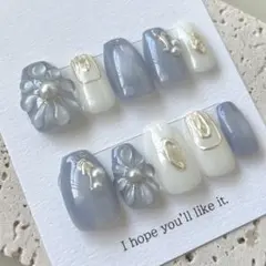 No.144 ライトブルー　水色　ぷっくりフラワー　ゴールド金　白ホワイト