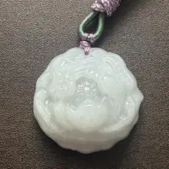 ミャンマー産 本翡翠 ペンダントトップ ネックレス - メルカリ