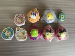 たまごっちガチャガチャ たまごっちサンリオコラボストラップセット