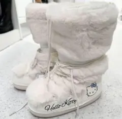 Forever21 ハローキティ　サンリオコラボ　ホワイトファーブーツ 2026年最新】FoREvER21 キティ ブーツの人気アイテム - メルカリ