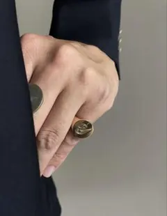 Item thumbnail for item 19c06d83-5af7-46a6-9ffc-559bd32213d2