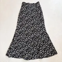 エヌナチュラルビューティーベーシック フラワープリント マーメイドスカート 夏のサムネイル