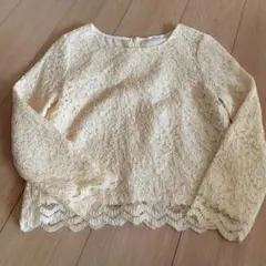 る*る様 レース 長袖 トップス クリーム色　フォーマル　入学式　卒業式