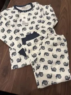 プチバトーパジャマオーガニック　コットン　カタツムリ　裏起毛 新品