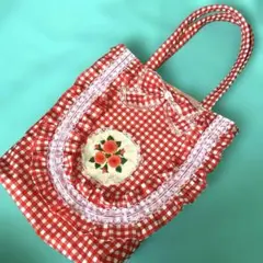ロラライハリス♡刺繍♡オックスキルティング フリルポーチ フロリダ