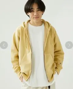 Champion ベージュ ジップアップパーカー